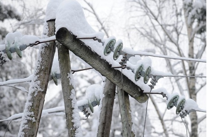 В горах Сочи ожидается сильное налипание мокрого снега на провода 