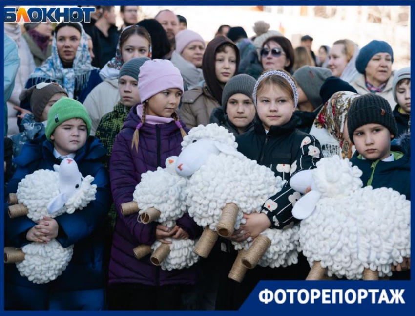 Шли семьями и единой колонной: рождественский крестный ход в ЮМР собрал сотни краснодарцев  