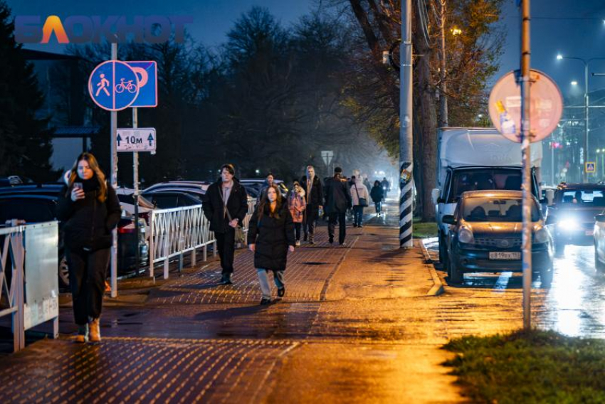 Краснодарцам раскрыли график работы в новогодние праздники 