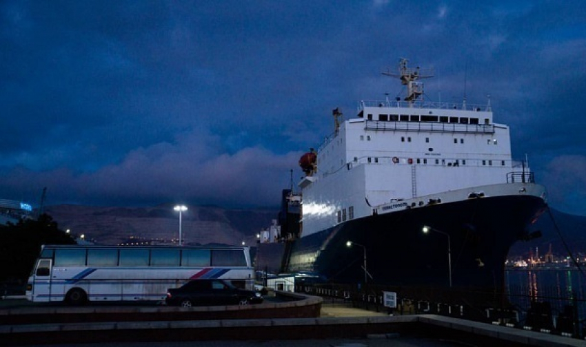 Моряки парома «Новороссийск» два года не получают зарплату