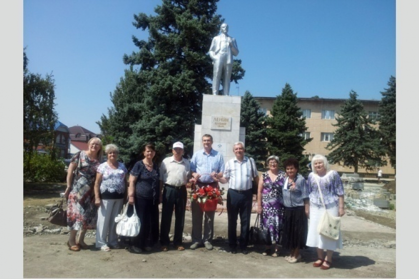 В Тимашевске лидер краевого отделения КПРФ встретился с избирателями