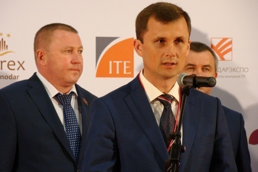 Вице-губернатору Кубани Коробке показали «овощную бабу» 