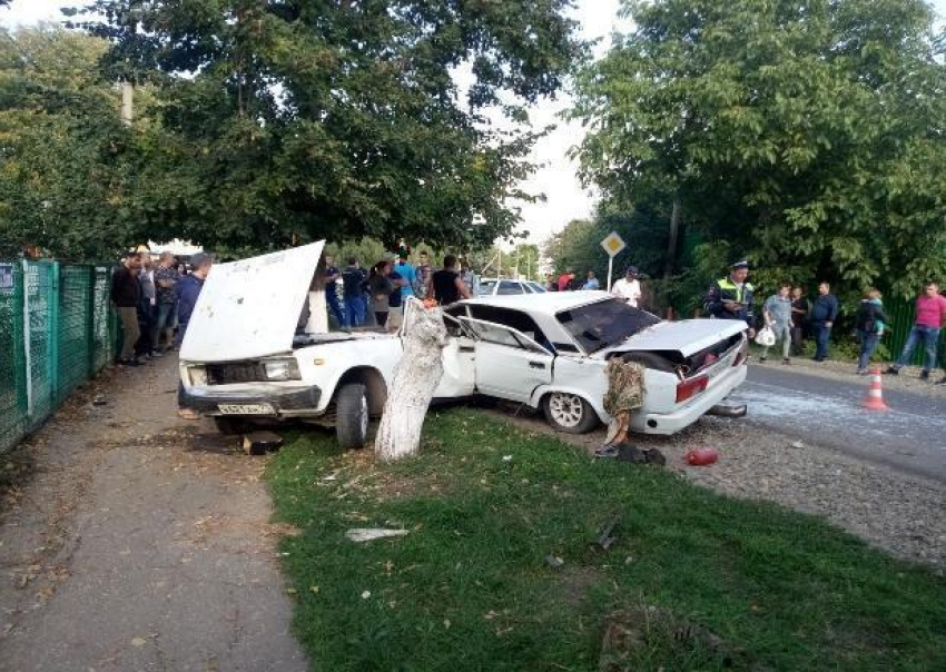 «Пятерку» надвое разорвало в ДТП под Краснодаром