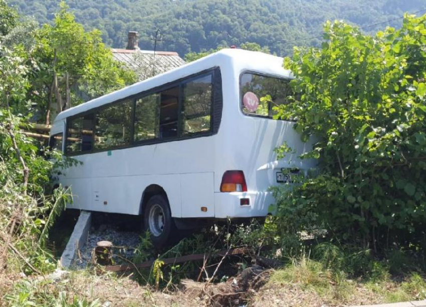 После аварии с автобусом в Сочи прокуратура начала проверку