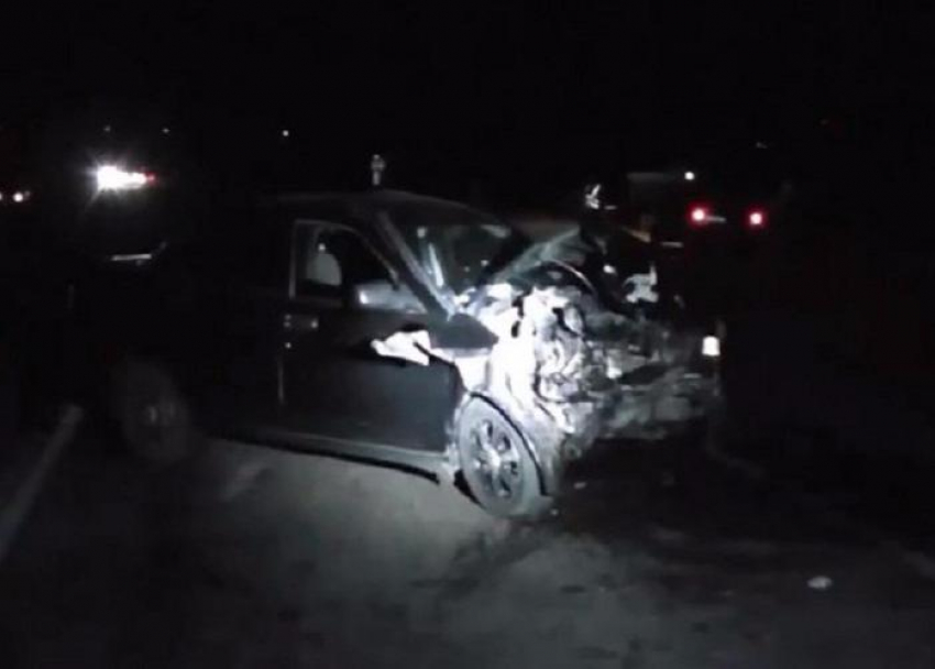  В Армавире эвакуатор протаранил «Приору»