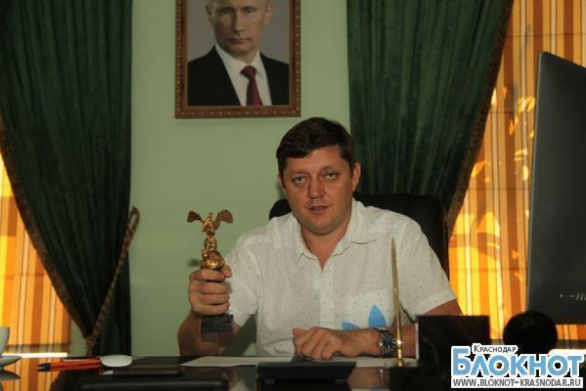 «Блокнот» набрал миллион