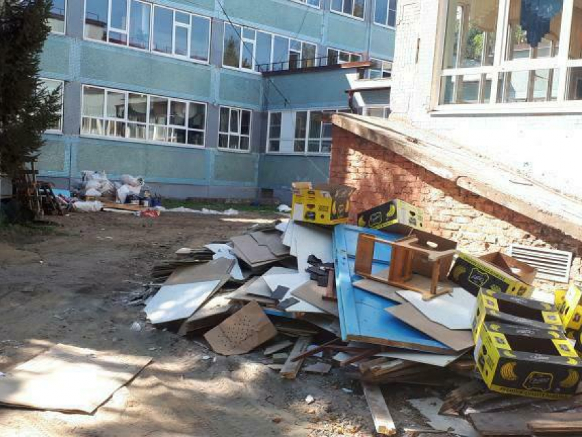 Родители раскритиковали состояние школы №83 в Краснодаре
