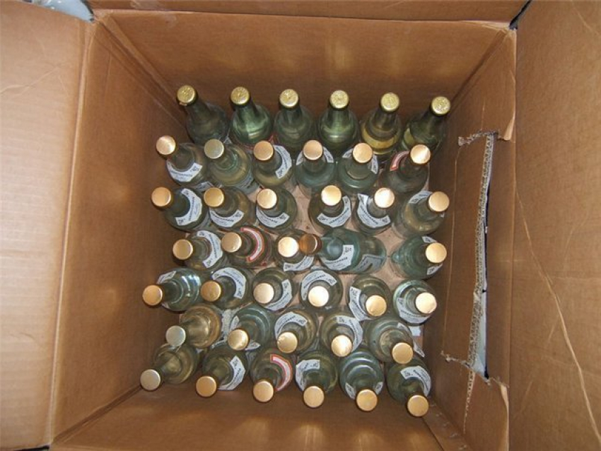 На Кубани изъяли около 3 тысяч литров сомнительного алкоголя 