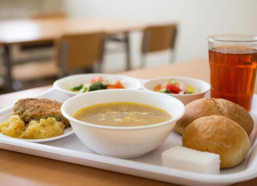 «Опасения подтвердились»: АНО «Школьное питание» в Краснодаре оштрафовали на 14 млн рублей