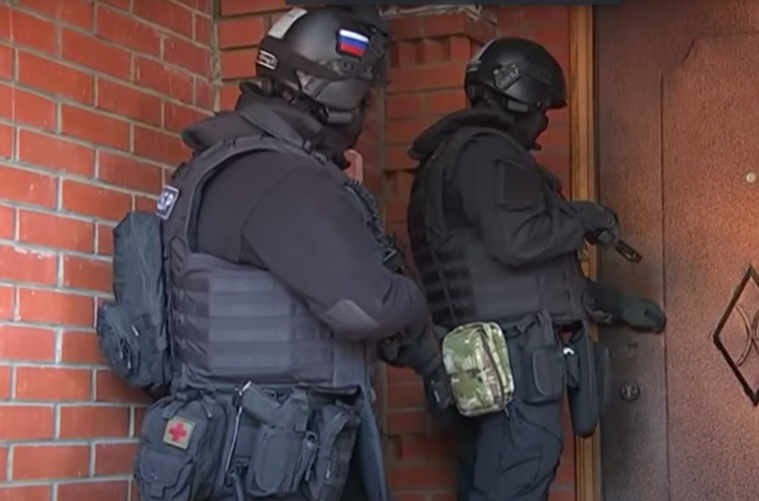Подполковник ФСБ арестован за вымогательство 110 млн у крупного бизнесмена в Краснодаре  