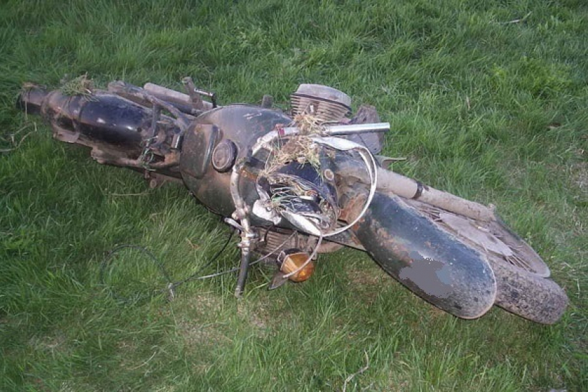 На Кубани не поделили дорогу два пьяных мотоциклиста