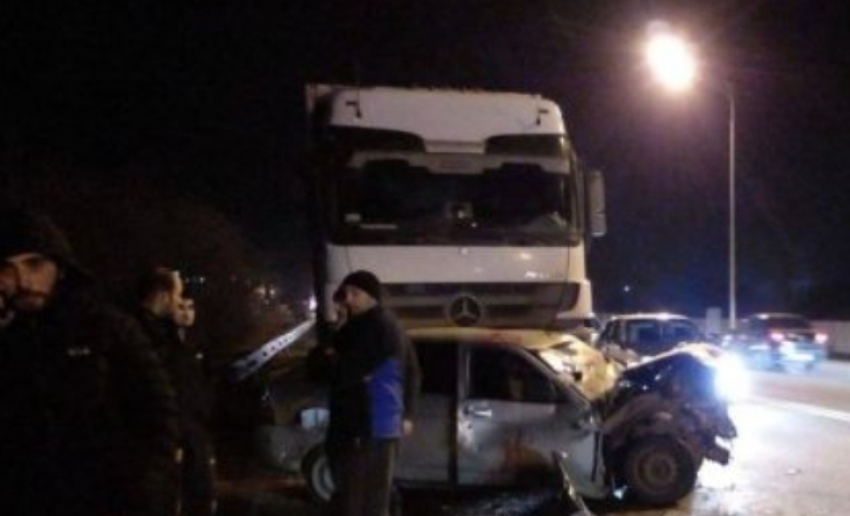 В Краснодаре произошла массовая авария по вине 19-летнего водителя