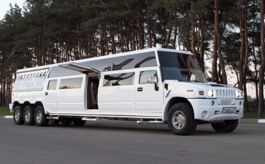 В Краснодаре нашли незаконно ввезенный лимузин Hummer из США