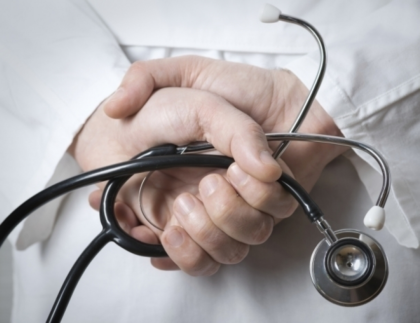 «Мертвые души»: Главврач больницы в Сочи перечислил 1,2 млн на неработающих сотрудников