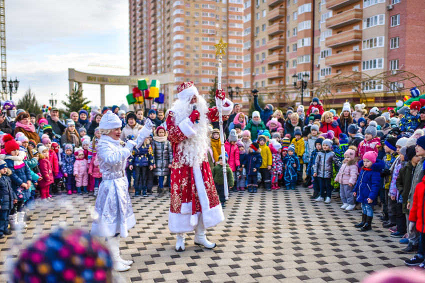 В Губернском и «Панораме» прошли новогодние елки