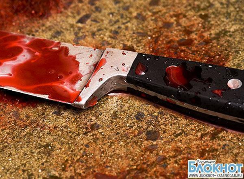 В Тимашевске мужчина ударил ножом свою сожительницу