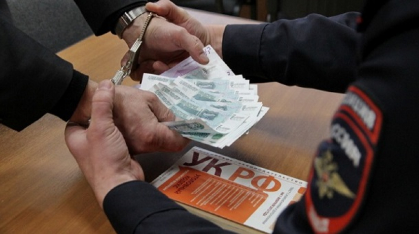Житель Новокубанского района хотел «отмазаться» от уголовного дела за 20 тысяч рублей 