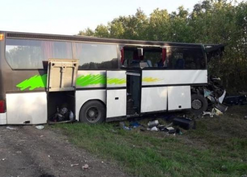 Автобус Тбилиси - Краснодар попал в аварию, есть погибшие