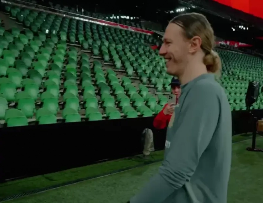 «Меня переполняли эмоции»: Матвей Сафонов вернулся на родной стадион 