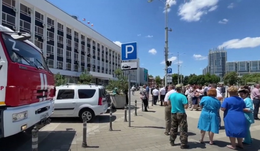 В Краснодаре эвакуировали горадминистрацию