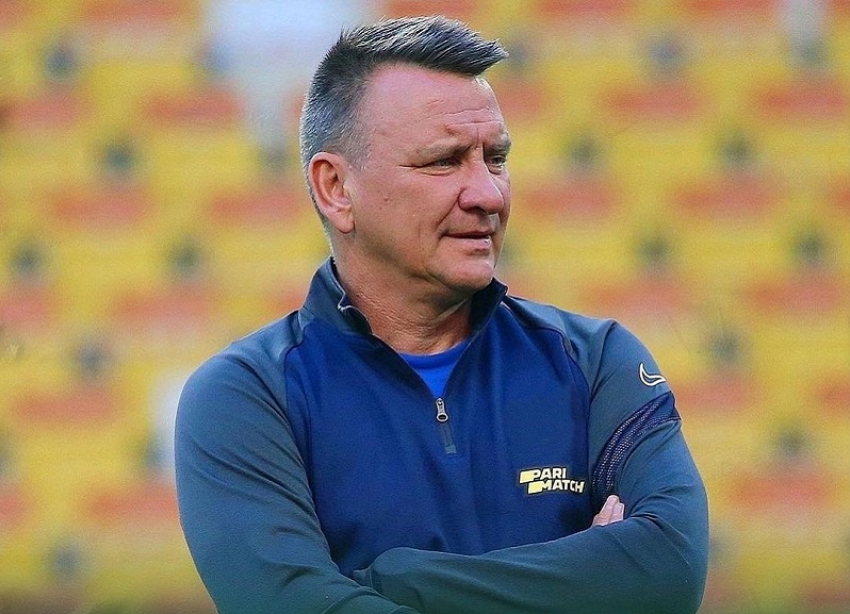 После выхода в ФНЛ футбольный клуб «Кубань» сменил главного тренера