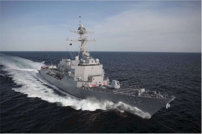 Из-за конфликта на Украине в Черное море вошел американский ракетный эсминец