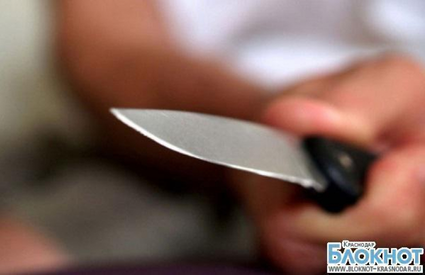 В Армавире местная жительница остановила драку кухонным ножом