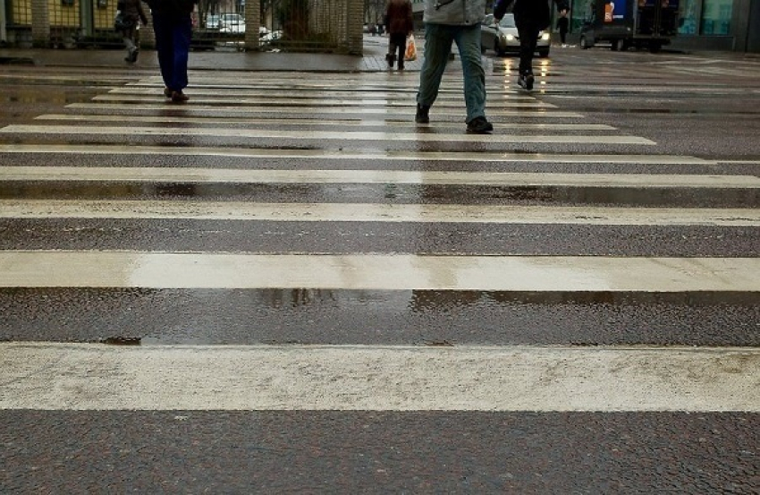 В Ейске разыскивают водителя, сбившего 12-летнюю девочку