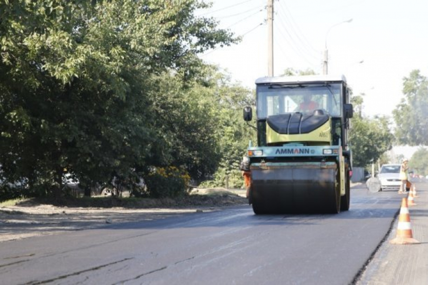  Дорогу в Пашковском микрорайоне Краснодара заасфальтируют на два месяца раньше 