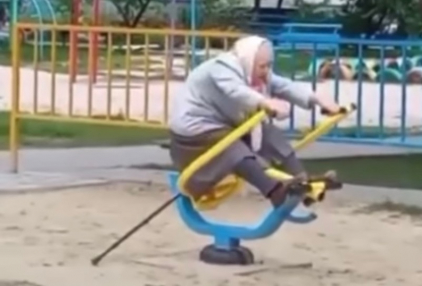 Спортивная пенсионерка из Сочи шокировала пользователей
