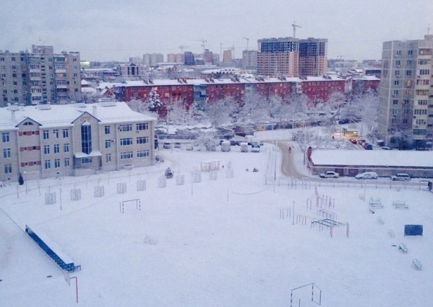 Жителей Краснодара просят помочь в расчистке улиц от снега