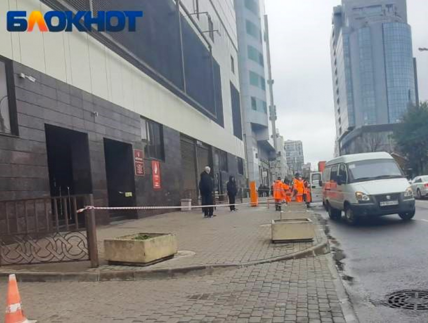В Краснодаре спешно эвакуировали бизнес-центр на Кузнечной: фото и видео