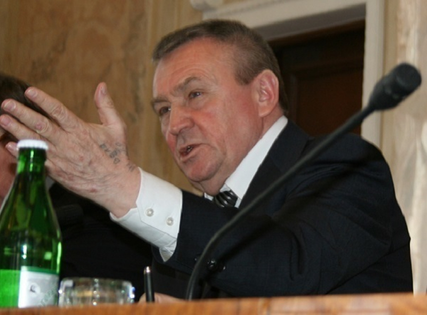 Председатель ЗСК Владимир Бекетов решил стать депутатом Госдумы