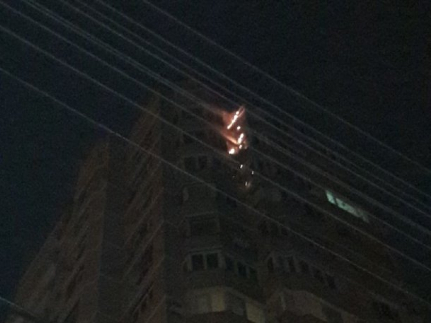  Петарда подожгла многоэтажку в Краснодаре 
