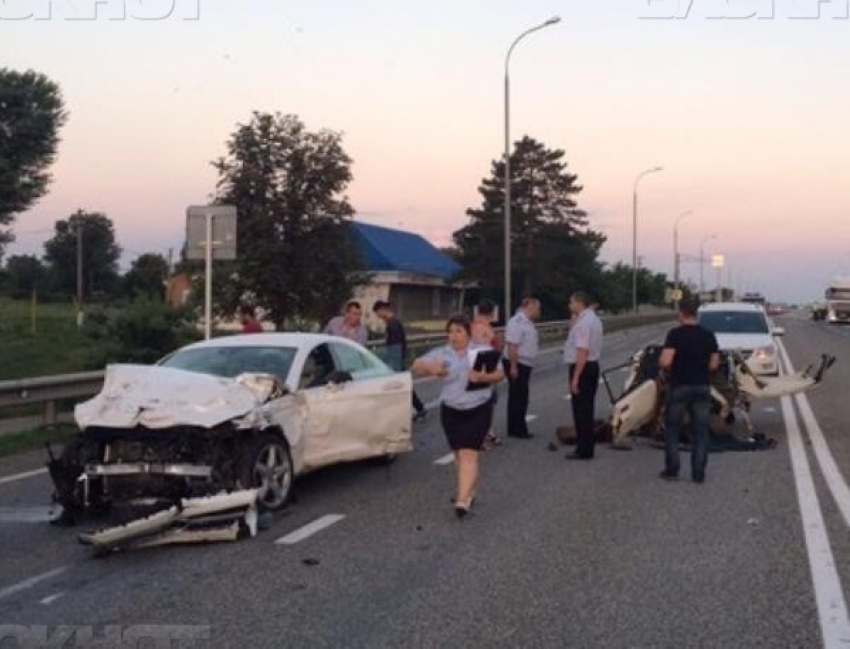 По факту ДТП с пятью погибшими на Кубани возбудили уголовное дело