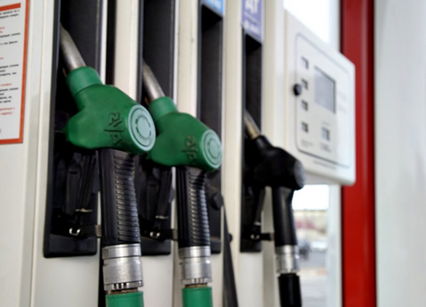  Цены на бензин в Краснодаре снизились на фоне обвала стоимости нефти 