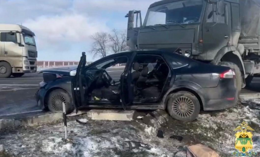 На трассе под Краснодаром погиб подросток после ДТП с грузовиком 