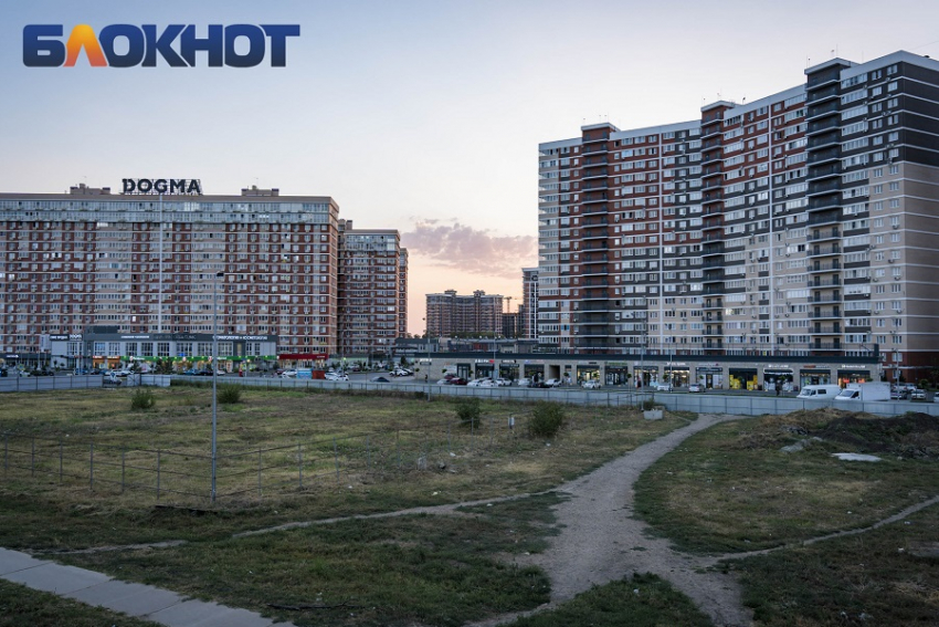 От кладбища и мигрантов до пробок и нехватки парковки: топ-5 «человейников» Краснодара