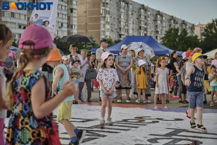 "Нужно открывать 40 тысяч мест в год, а по факту - 4 тысячи": в Краснодаре земля под стройку школы оказалась в руках частника