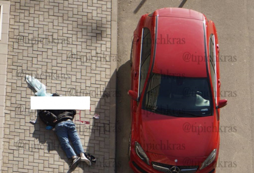 В одном из ЖК Краснодара 41-летний мужчина разбился, упав с общего балкона
