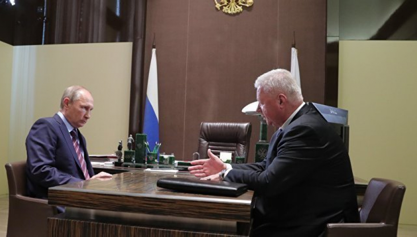 Путин после переговоров в Сочи рассмотрит вопрос о повышении МРОТ до прожиточного минимума