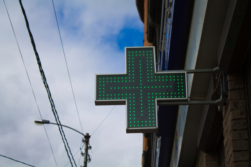 Краснодарскую аптеку уличили в продаже препаратов без рецепта