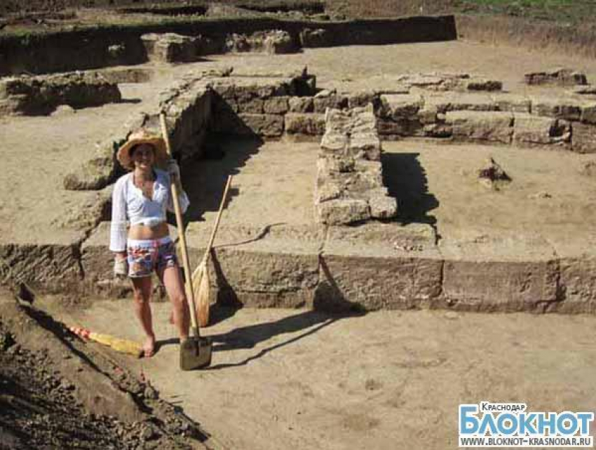 В Анапском районе продолжат исследование храма Деметры