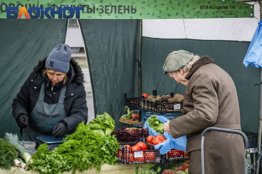 На ярмарки выходного дня в Краснодаре завезли мясо птицы и рыбные деликатесы