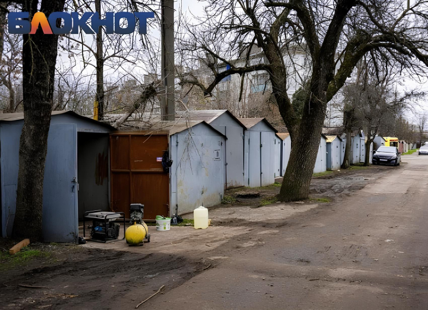 В Краснодаре проведут демонтаж гаражей, павильонов и шлагбаумов