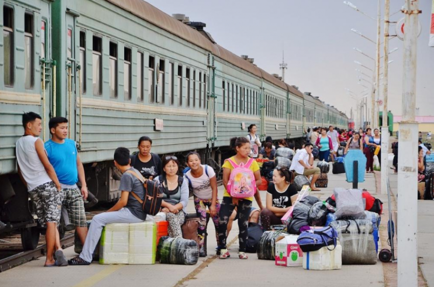 Иностранку с чужим паспортом на поезде поймали на Кубани