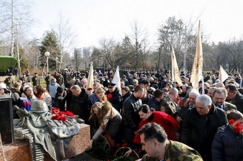Митинг в Чистяковской роще собрал 3 тысячи краснодарцев