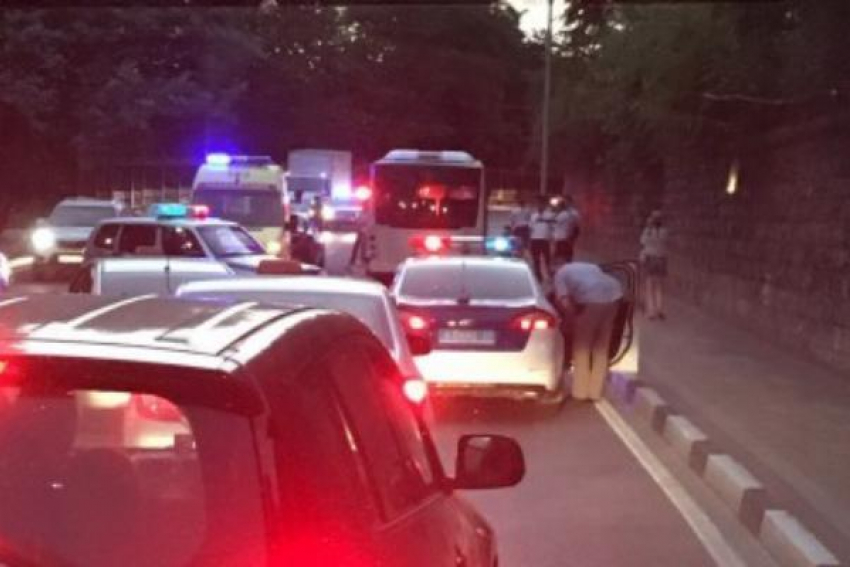 ДТП с участием мотоцикла произошло в Сочи, есть погибший