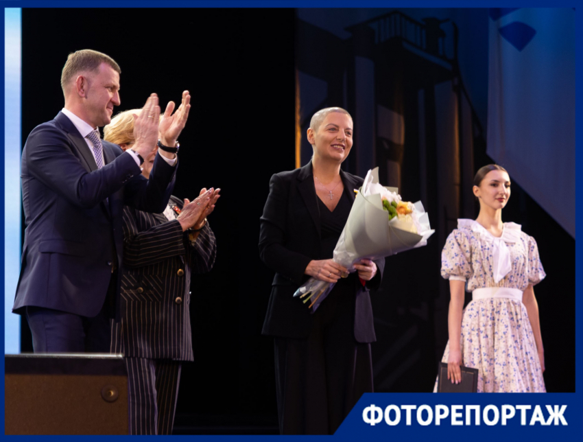 Торжественное вручение и праздничный концерт: десять краснодарцев стали почетными жителями города