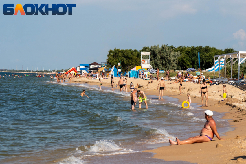 Дорогое жильё, аховые цены, туристы-враги, один туалет на пляж: россияне об отдыхе на курортах Краснодарского края